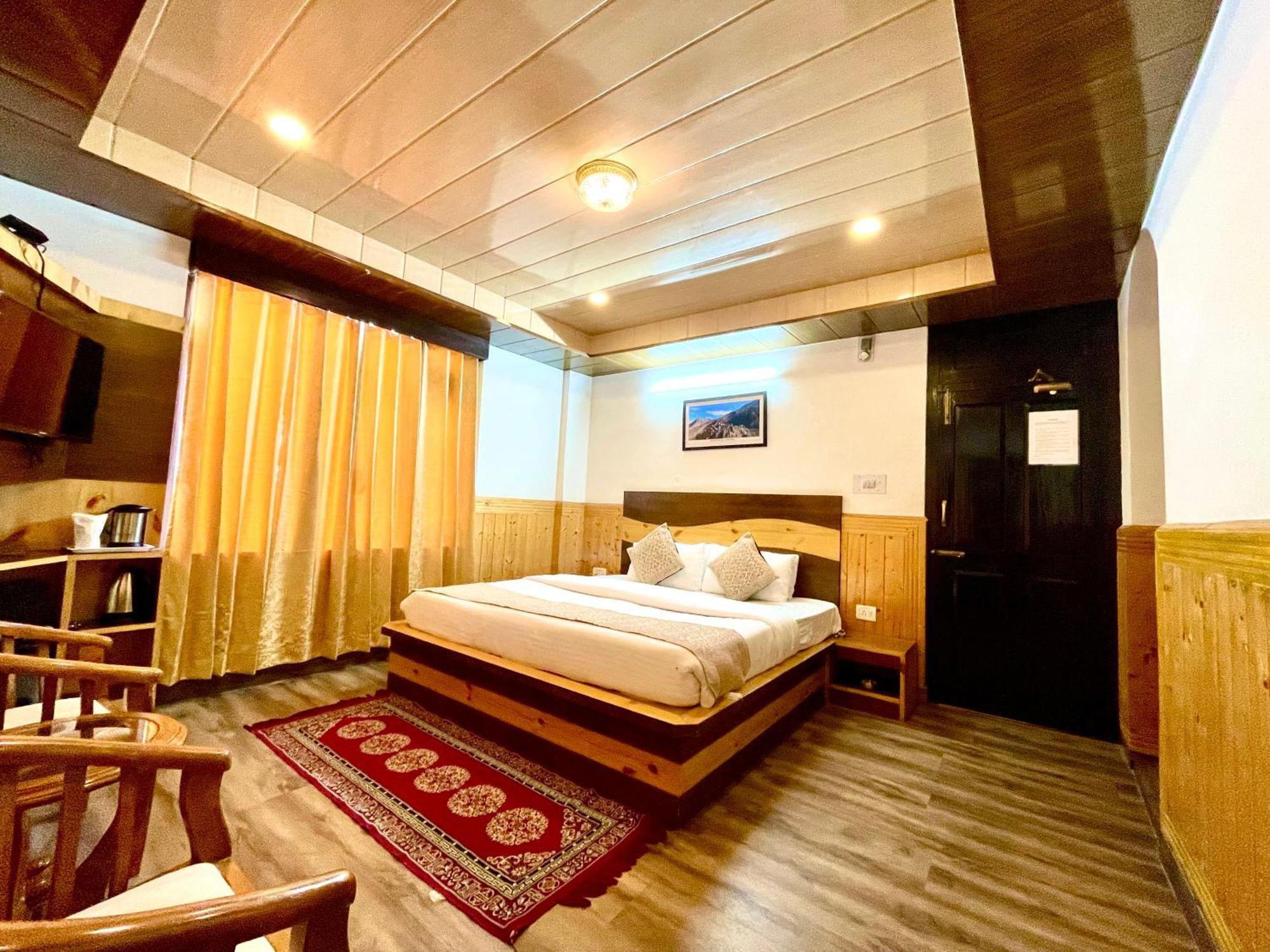 Hotel Rollingrang Kalpa Esterno foto