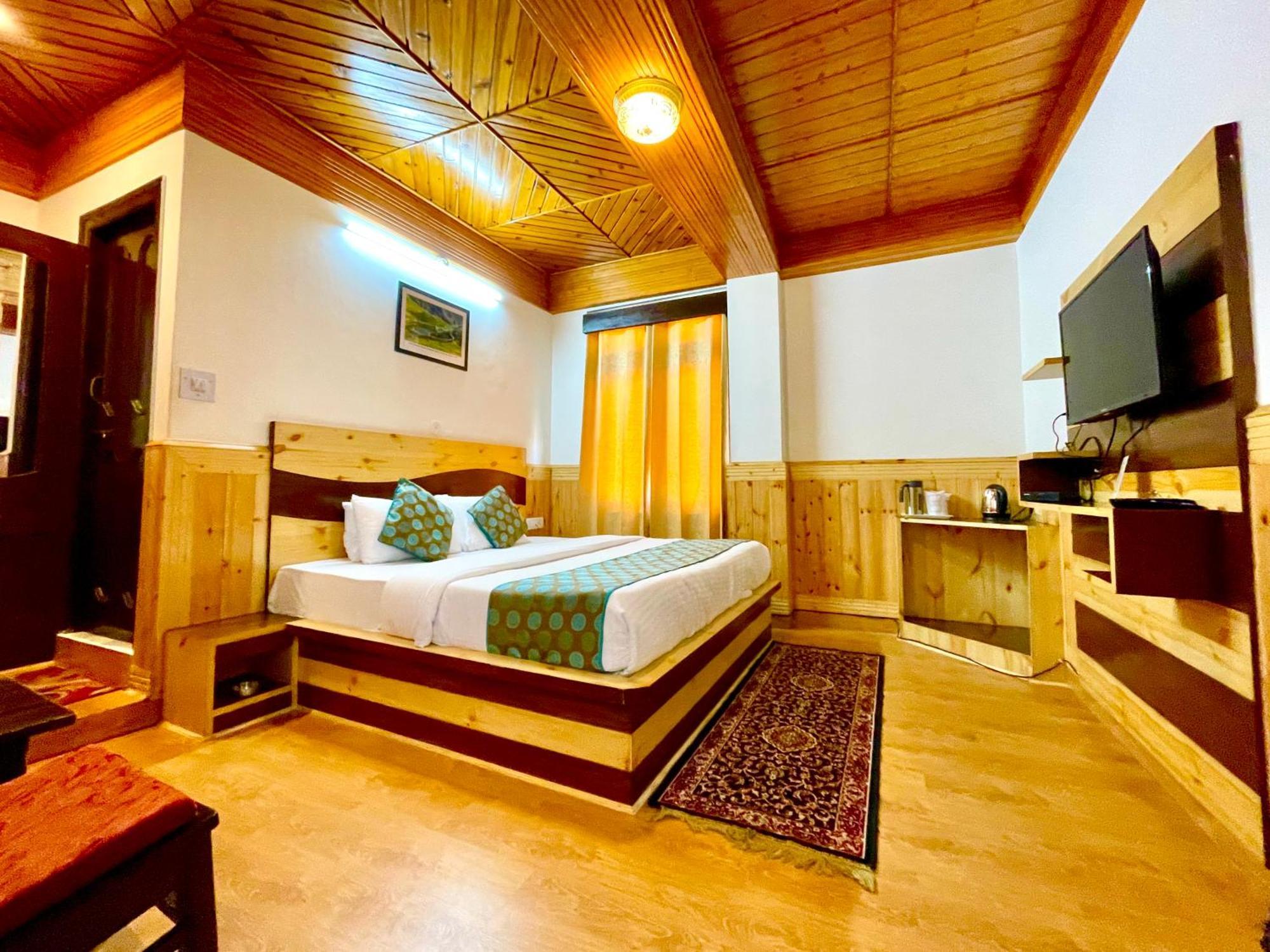 Hotel Rollingrang Kalpa Esterno foto