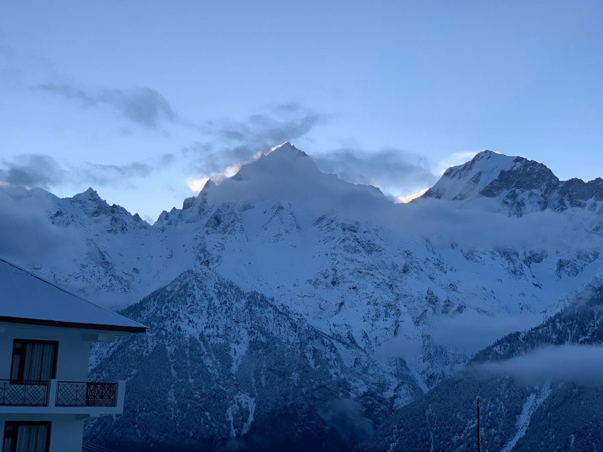 Hotel Rollingrang Kalpa Esterno foto